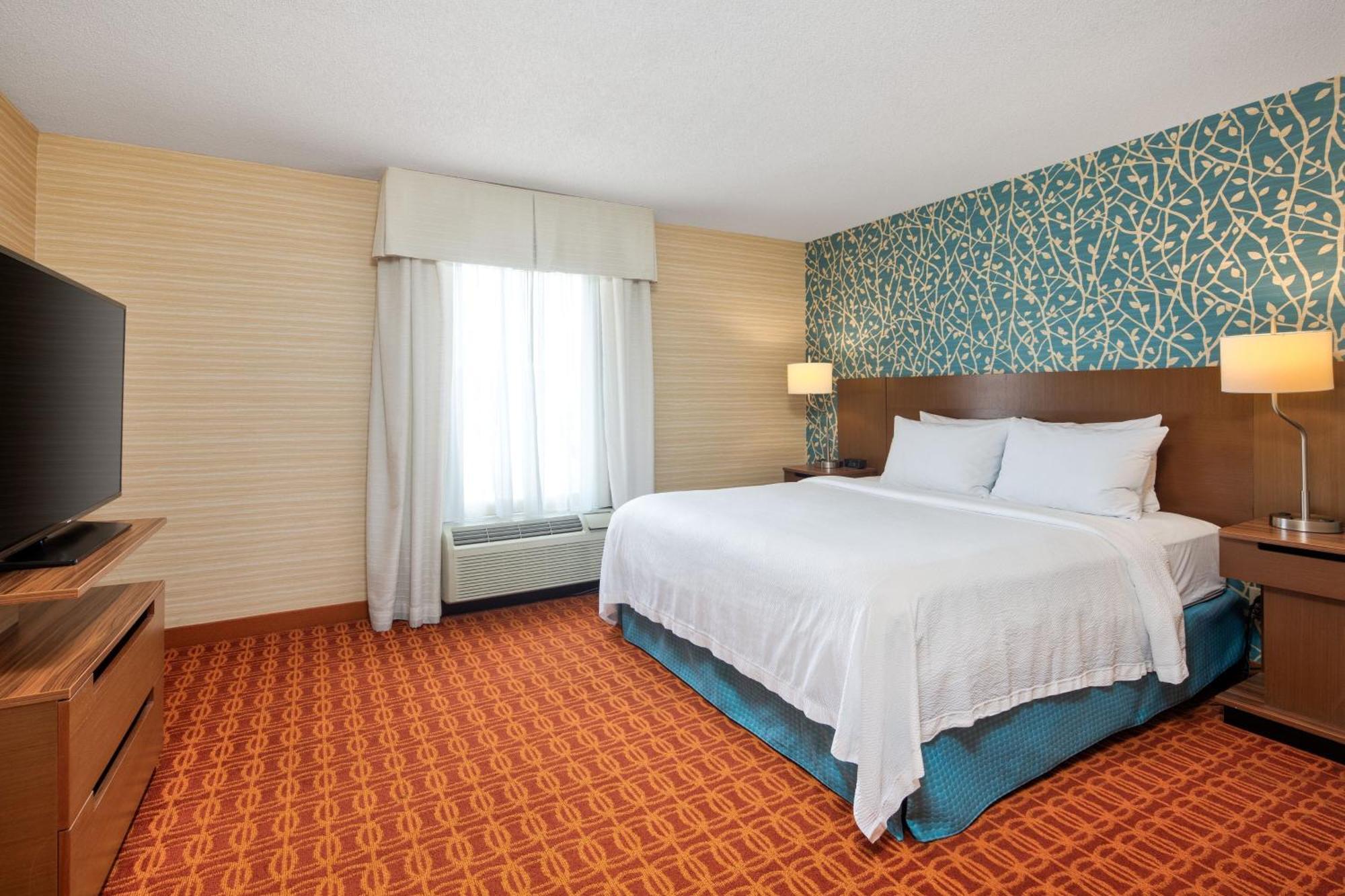 Fairfield & By Marriott Toronto Airport Mississauga