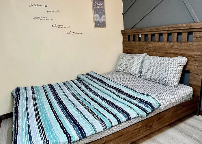 R6 Room Near Airport