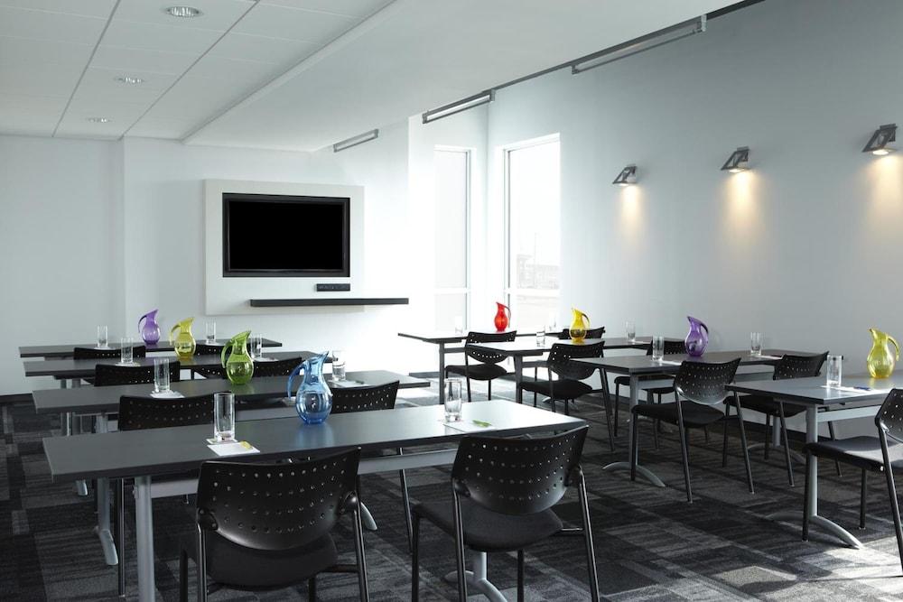 Alt Toronto Airport 3*