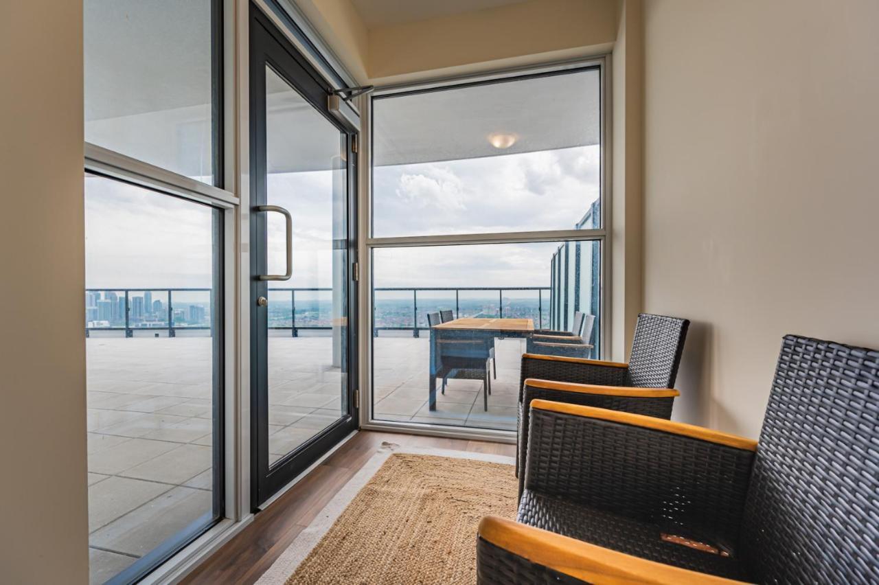 Apartment Amazing 3 Bed 4 Bath Penthouse With Roof Terrace Close To Airport