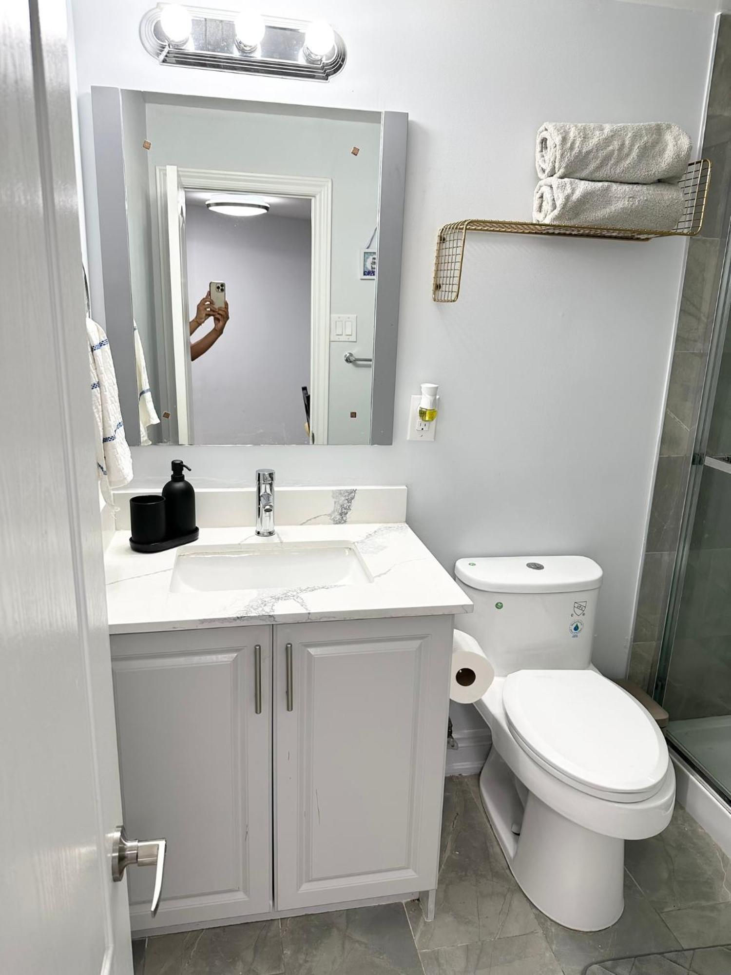 Apartment Cozy & Comfortable Basement *