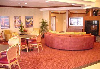 By Marriott Mississauga-airport Corporate Centre West Hotel 3*