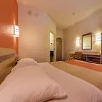 Motel 6-Mississauga, On - Toronto