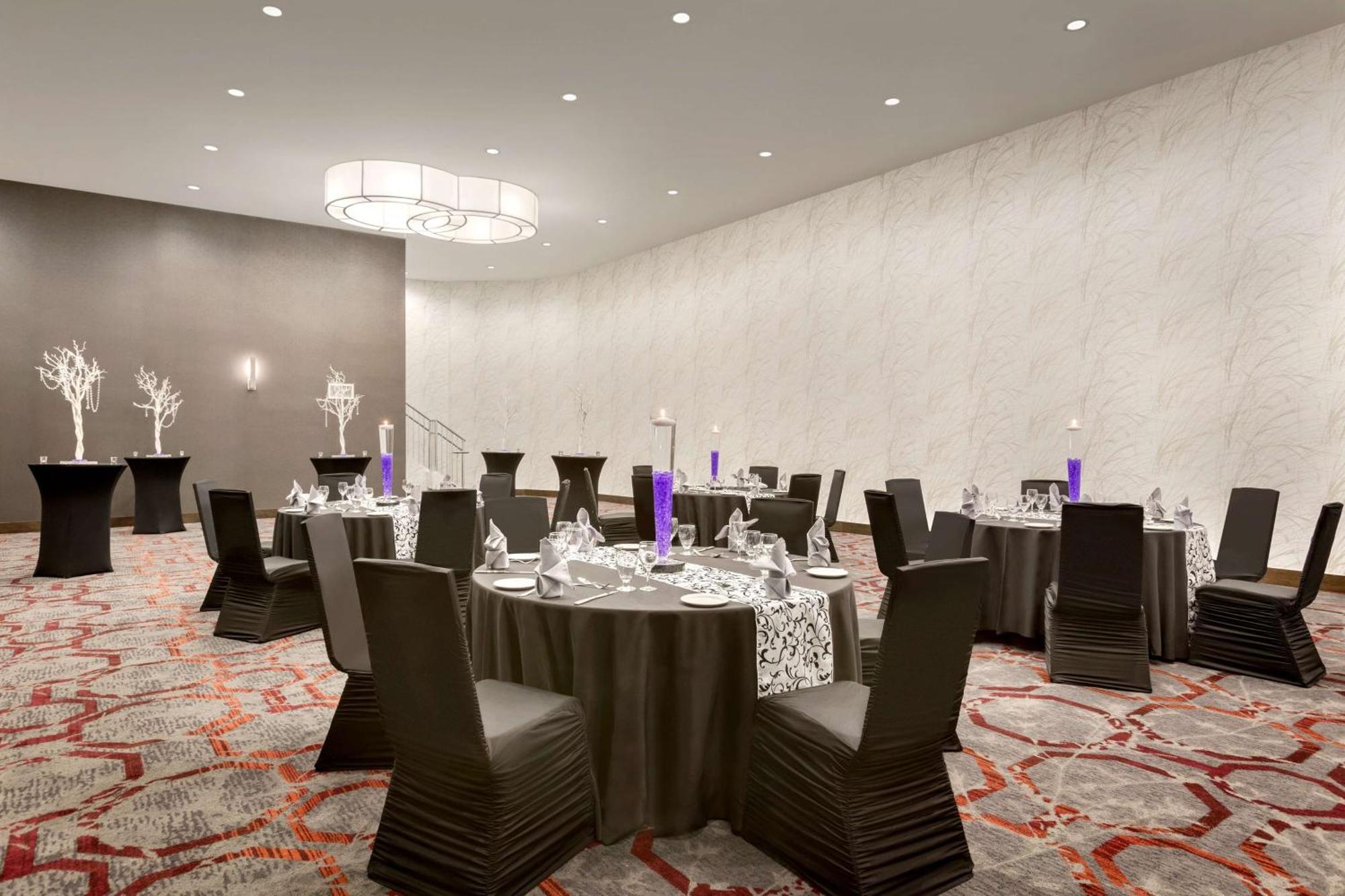 Doubletree By Hilton Toronto Airport West Hotel Mississauga